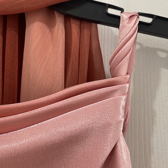 Glamorous one of a kind dress in shades of terracotta, pink, red size small - Picture 6 of 9